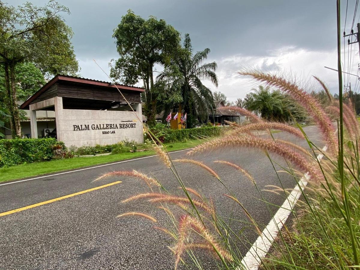 Palm Galleria Resort Khao Lak Exterior foto